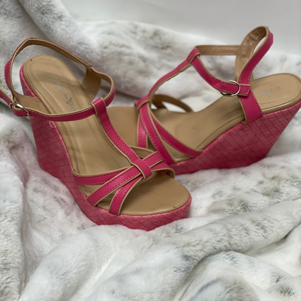 Pink 5 1/2 inch wedges slightly worn